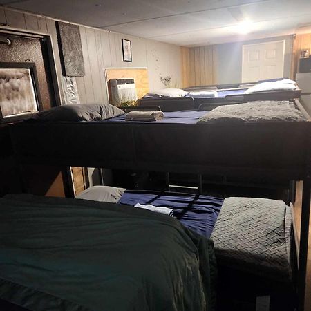 Appartamento Co-Ed Dorm With Fantastic Patio! Ewing Esterno foto