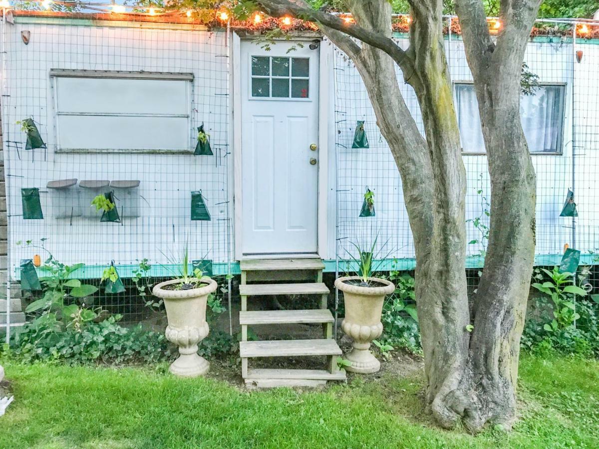 Appartamento Co-Ed Dorm With Fantastic Patio! Ewing Esterno foto